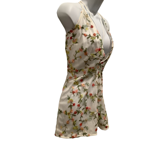 PRETTY LITTLE THING “KATHERINA” PLUNGE HARNESS ROMPER 12 NWT - Picture 4 of 12